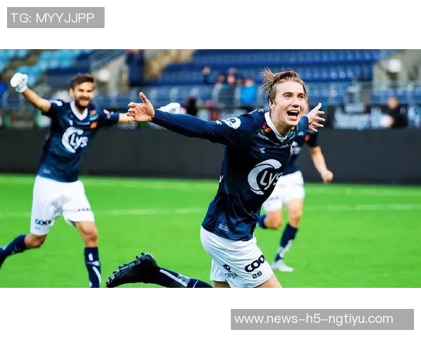 斯波赞扬拉松成长迅速攻防两端展现强大冲击力与感染力 斯波赞扬拉松成长迅速攻防两端展现强大冲击力与感染力